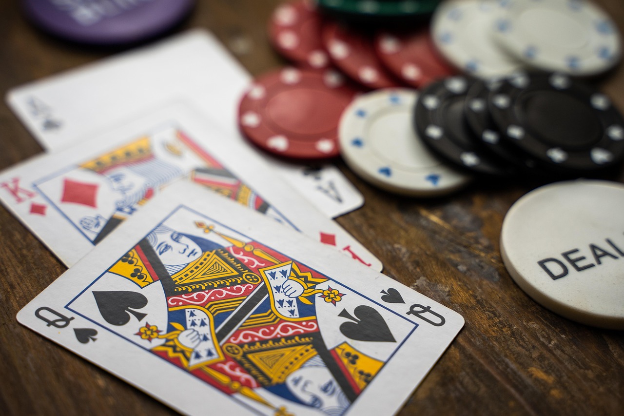 Live dealer casinos